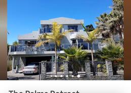 Tindalls Beach Resort | Palms on tindalls Lodge