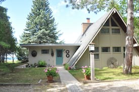 Glen Arbor House | Thistledown on Lake Michigan