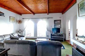 Masvingo House | Bushmead hills lakeside guest house