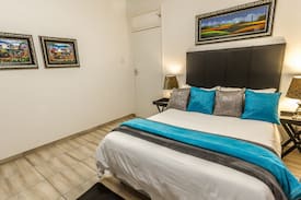 De Aar Apartment | New beautifully refurbished apartment in De Aar.
