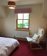 Fintry House | Private King Room in Hillview Cottage