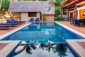 Tagaqe House | BeachFront Private Villa