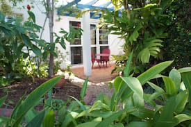 Tin Can Bay Apartment | Seychelle Unit by the Bay
