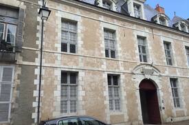 Richelieu Apartment | Gîte du Baron situé à Richelieu 24 Grand Rue