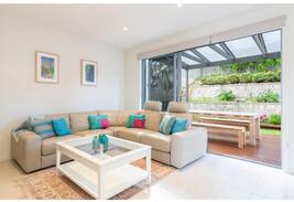South Coogee House | Spacious modern family home close to beach