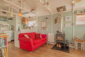 Whitstable Villa | Cockle Cottage by Whitstable Seaside