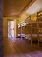 Maccagno con Pino e Veddasca Cabin | Chalet alpino sul Lago Maggiore x piccoli gruppi