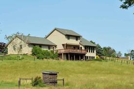 Manheim Other | Airy Hill Ranch Amish Guesthouse - Lancaster PA