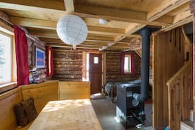 Wiseman Cabin | Arctic Getaway B&B - Koyukuk cabin