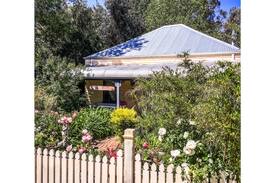 Nannup House | Tangle Tree Cottage ..Your Cosy Winter Getaway..