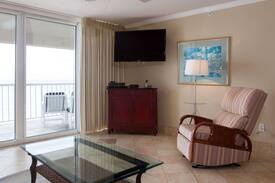 Emerald Coast Apartment | Destin Gulfgate second floor unit 203
