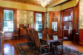 Galveston House | Grand Manor Luxury Suites- Vanilla Orchid Room