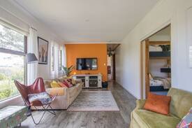 Gembrook Other | Gembrook, Tranquil farm cottage