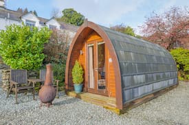 Coniston Cabin | Pod Cottage, Howe Farm, Coniston -PEACEFUL HEAVEN!