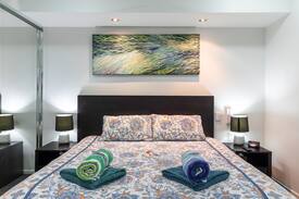 Darwin City Centre Apartment | The Lucky Owl - Darwin CBD