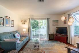 Indian Rocks Beach Apartment | Chillax Inn, Unit B - Indian Rocks Beach, FL, USA