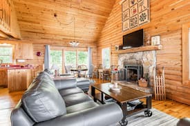 Lynn Cabin | Altitude Adjustment - Close to TIEC and Lake Lure