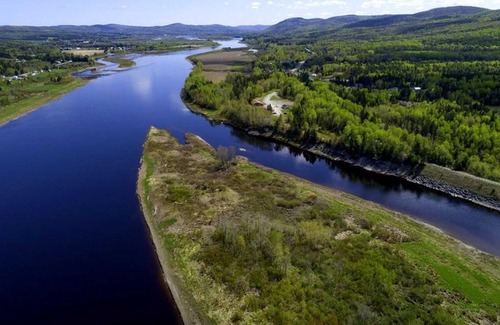Fort Kent Hotel | Saint John River Resort