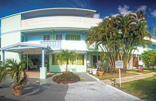 Worthing Hotel | Palm Garden Hotel Barbados