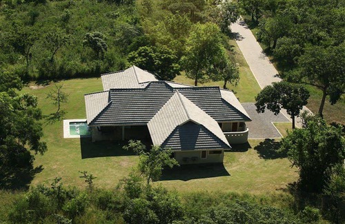 Manzini District Hotel | Nkonyeni Lodge & Golf Estate