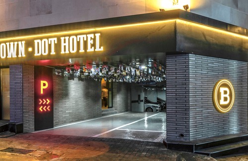 Chungmu Hotel | Brown-Dot Tongyeong