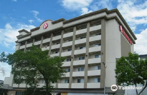 Southside Hotel | Ramada by Wyndham Edmonton South