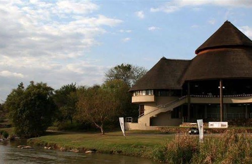 Manzini District Hotel | Nkonyeni Lodge & Golf Estate