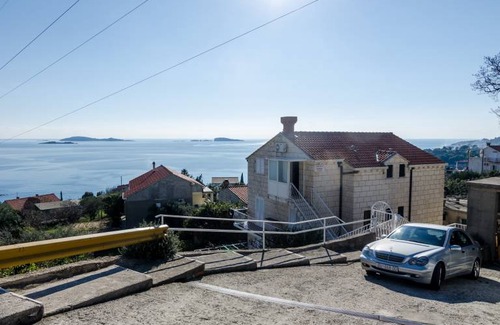 Mlini Apartment | 6+0 Persons, 1st. floor, 85 m², 3 bedrooms