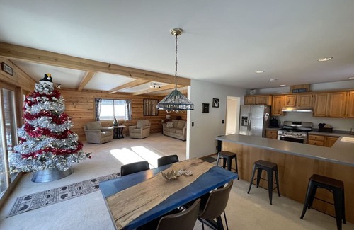 Rhinelander Cabin | Secluded cabin on 5 acres but close to town and trails