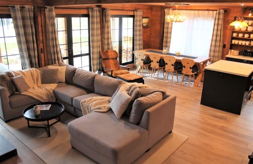 Ohakune Ski Chalet | The Bavarian Chalet.