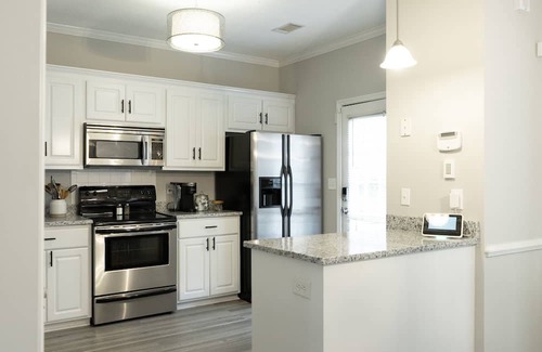 National Hills House | SPACIOUS TOWNHOME NEWLY RENOVATED! BEST LOCATION AUGUSTA HAS TO OFFER!