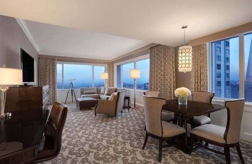 Nob Hill House | 1-Bedroom Suite at a 5⭐️ Hotel