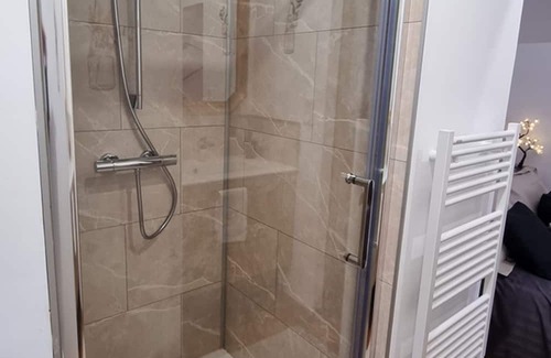 Limetz-Villez Apartment | Studio Limetz-Villez, studio flat, 2 persons