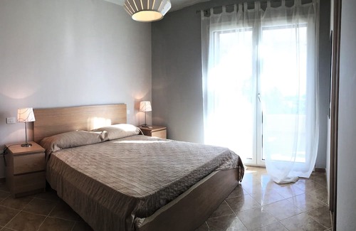 Case Peschiera-Lu Fraili Villa | SanTeodoro Exclusive House