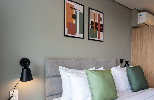 Sao Paulo House | Studio com sacada e linda vista para o Jockey Club
