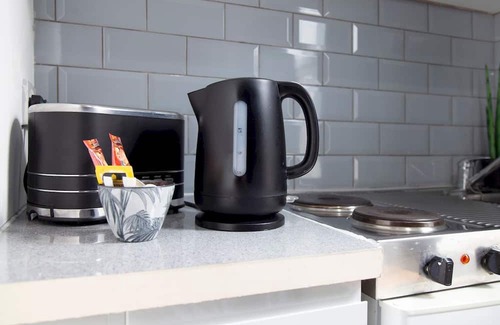 Junction Apartment | Compact Studio flat in Archway | Pass the Keys