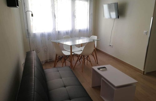 Distrito Centro-Casco-Antiguo Apartment | KubiK APARTMENTS K1