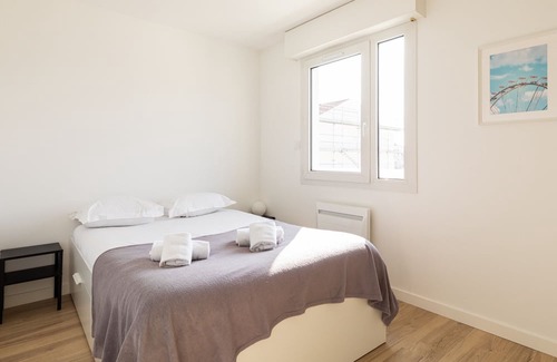 Yves Farge - Le Fleuve Apartment | DIFY Bollier - Quartier Gerland