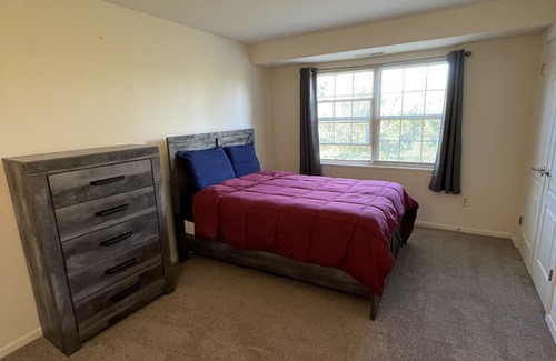 Towson Apartment | Lovely 2 Bedroom unit surrounded by nature