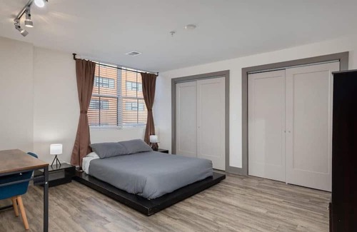 Hanover Place Apartment | ⍟ Midtown 2 bedroom Apartment ⍟