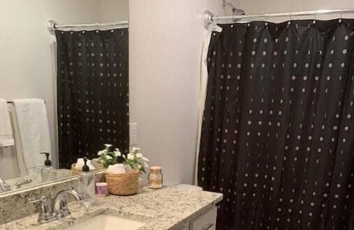 Bozeman Condo | Clean and comfy condo in Bozeman with backyard!