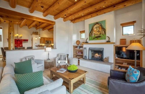Tesuque House | Bishop`s Lodge Villa 38M | 2 Bed, 2 Bath