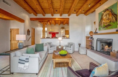 Tesuque House | Bishop`s Lodge Villa 38M | 2 Bed, 2 Bath
