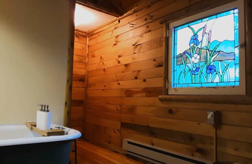 Elizabethtown House | A secluded getaway in a great location