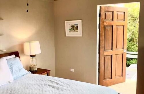 Estate Parcel of Gift and Regenback Villa | Mountain Breeze Cottage
