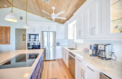 Marathon House | Loggerhead Lodge 4bed/4bath | 6 Bed, 4 Bath