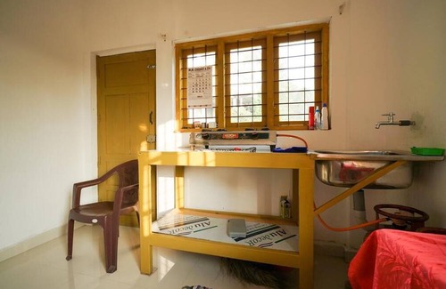 Chithirapuram House | Flavor & Relaxing Stay/Spice Plantation/Munnar