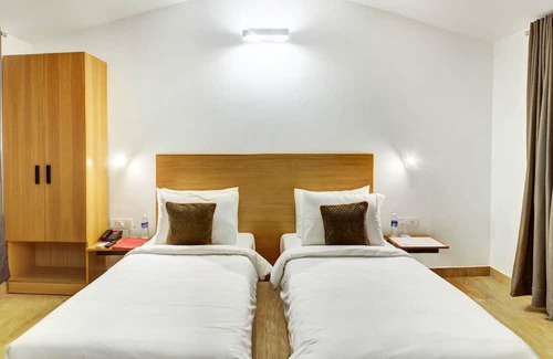 Ashvem House | Crazy Homes Stay near Ashvem Beach/Goa