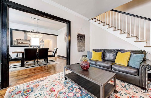 Lincoln Terrace Apartment | Howes Capitol I - Sleek & stylish, walk to OU Med