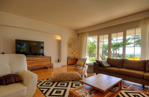 Pietrosella Villa | Casa di Andria. Large luxury house in a preserved setting